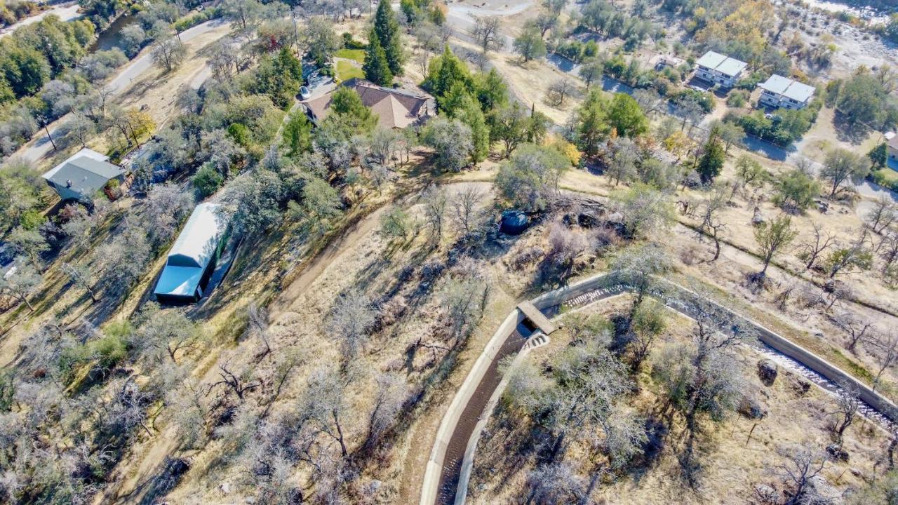 Secluded Mtn Top Family Haven W/Views Spa & Arcade Три-Риверс Экстерьер фото