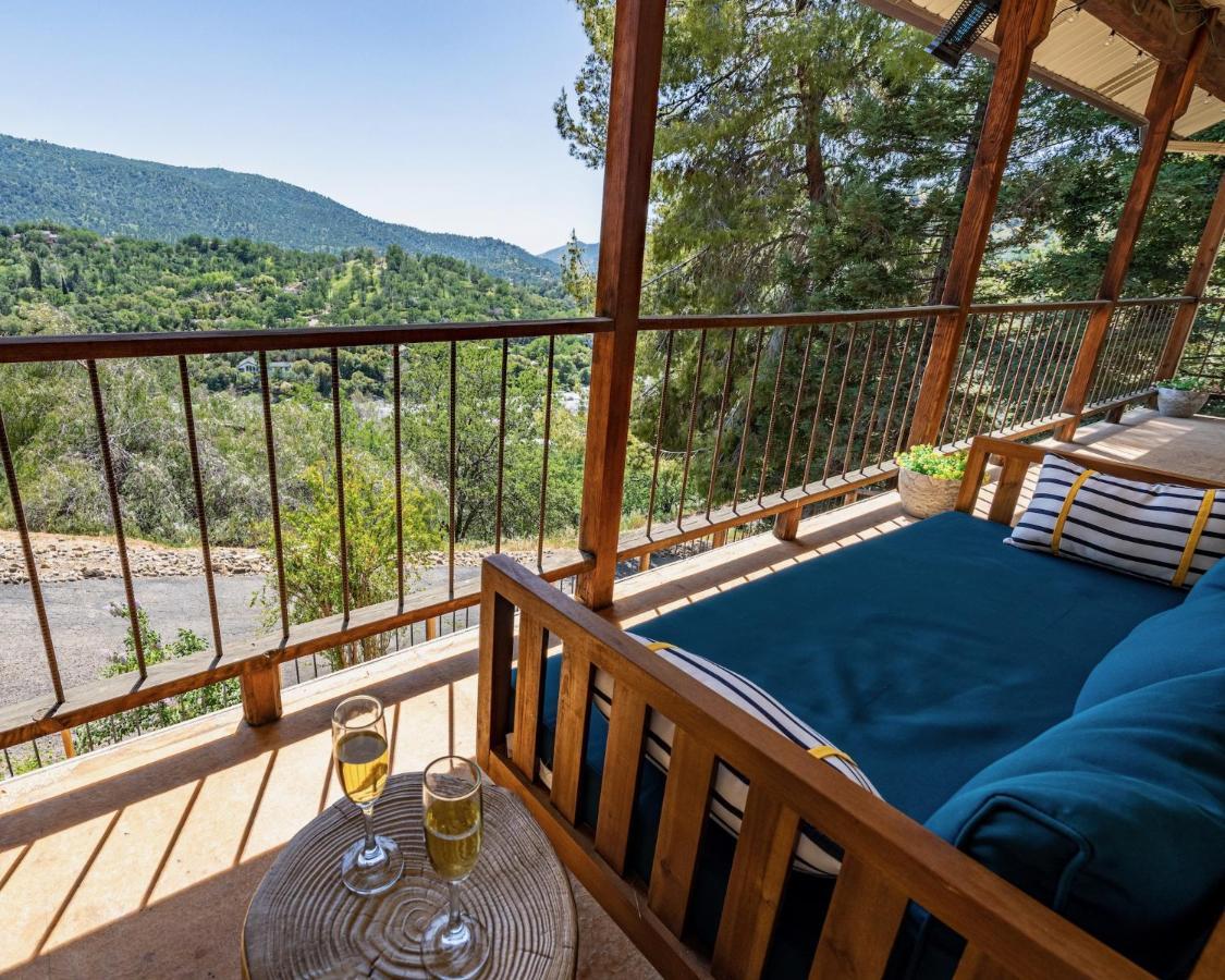Secluded Mtn Top Family Haven W/Views Spa & Arcade Три-Риверс Экстерьер фото